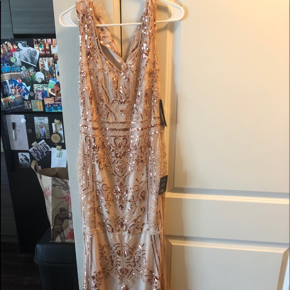 Sequent bridesmaid/party dress